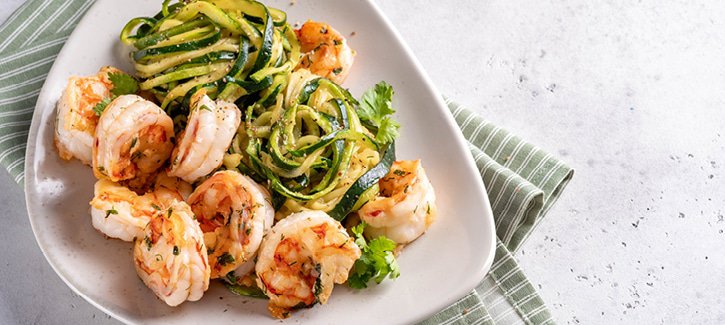 Courgetti-met-pittige-knoflook-garnalen