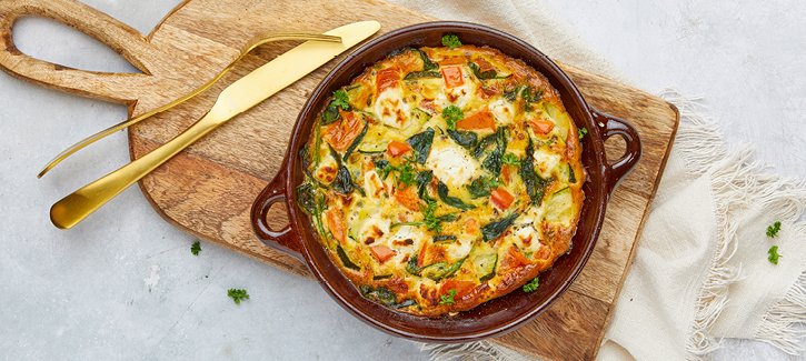 Frittata met spinazie, tomaat en courgette