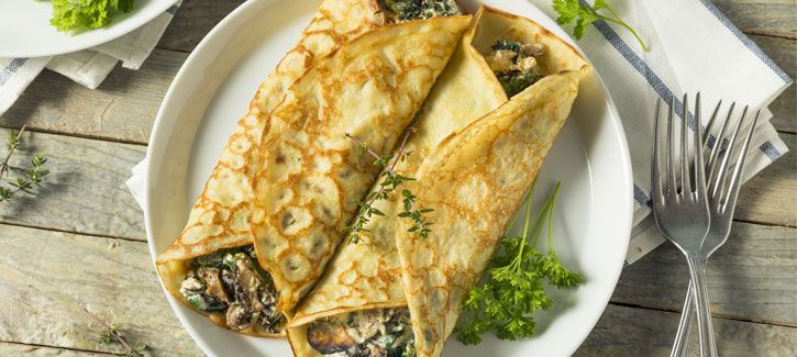Gevulde pannenkoek met champignons en spinazie