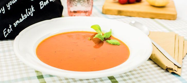 Italiaanse paprikasoep