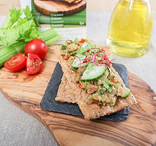 Cracker met groentespread